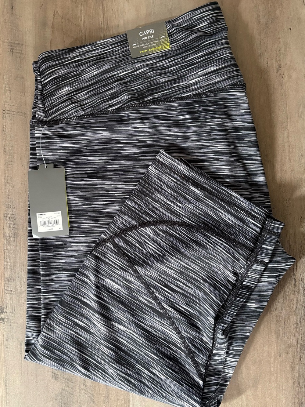 tek gear Black & White Space-Dye Capri Leggings